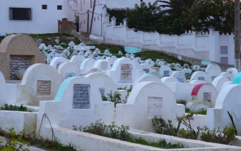 Tánger en crisis : Cementerios saturados desatan llamado urgente a autoridades