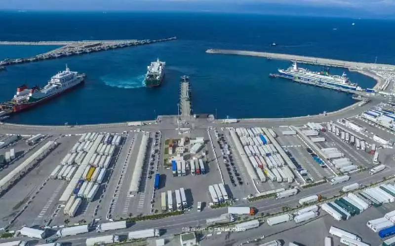 Tanger Med : 650 millones de euros para impulsar su hub logístico mundial