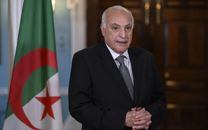 Tensión diplomática : Argelia arremete contra la UA por exclusión del Polisario