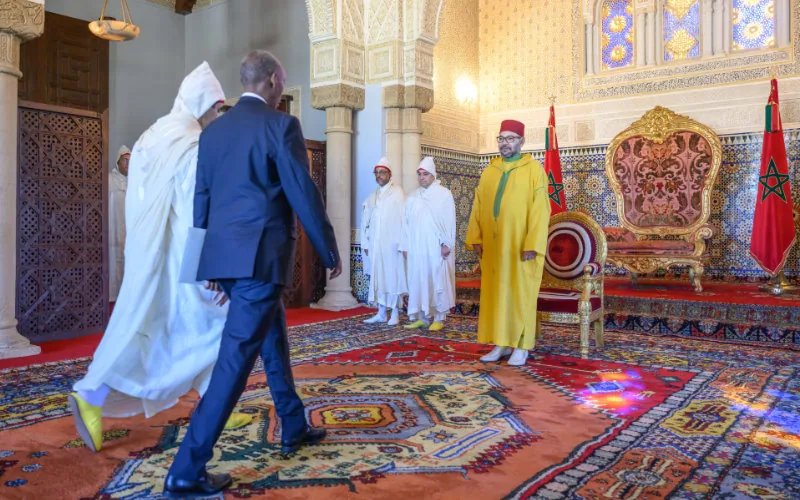 Tensión diplomática : Mohamed VI recibe embajadores pero excluye a Francia
