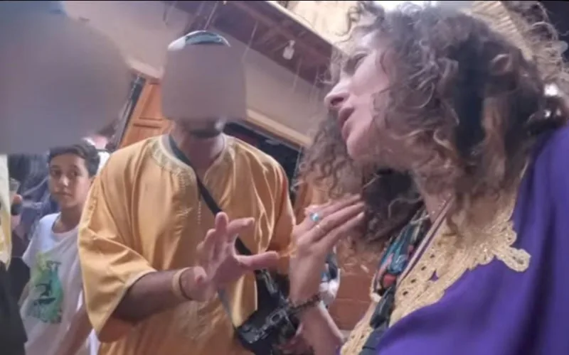 Tensión en Fez : Turista judía denuncia discriminación por parte de marroquíes expatriados