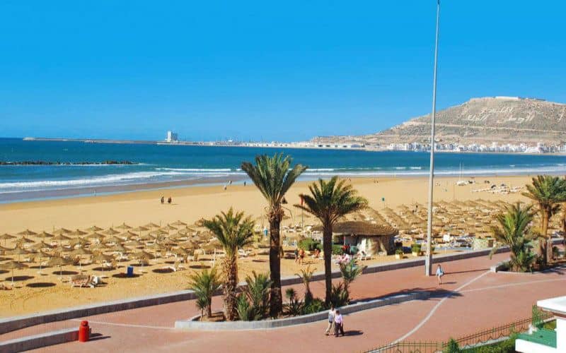 Tragedia en Agadir : Turista francés muere en accidente de moto acuática frente a su hijo