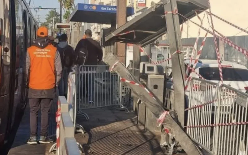 Tragedia en Casablanca : Camión arrolla estación de tranvía dejando 3 muertos y varios heridos