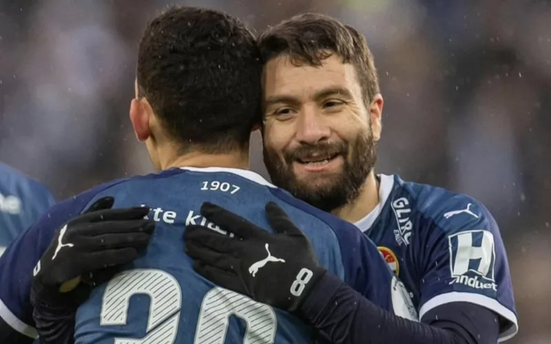 Tragedia en el fútbol noruego : Mounir Hamoud fallece a los 39 años el día de su debut como entrenador