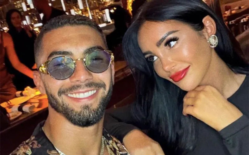 Tragedia en Marrakech : Fidji Ruiz y su esposo Anas hospitalizados tras grave accidente