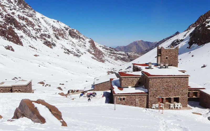 Tragedia en el Toubkal : Dos escaladores mueren en accidentes separados en Marruecos