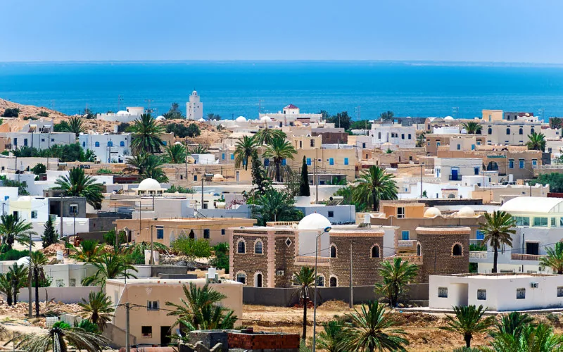 Túnez endurece requisitos : Francia mira hacia Marruecos como destino turístico