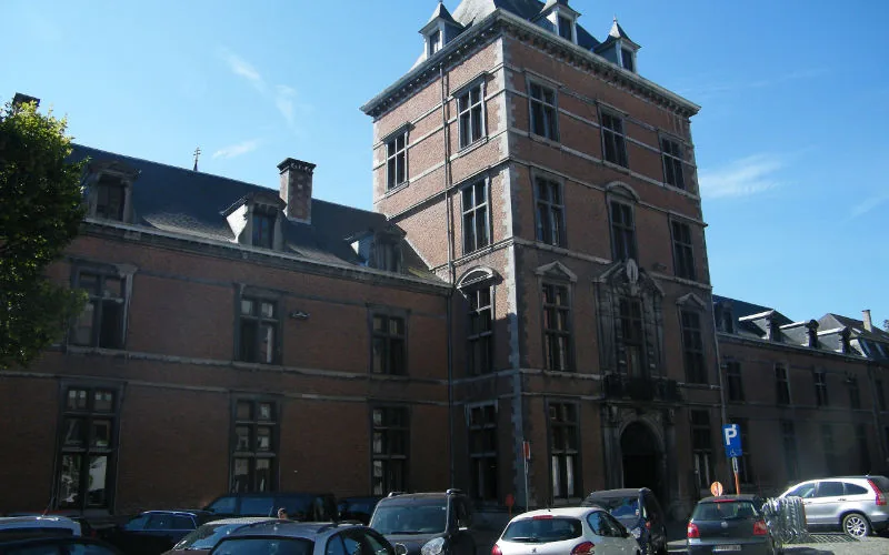 Violencia doméstica en Namur : De estudiante ejemplar a acusado ante la justicia belga