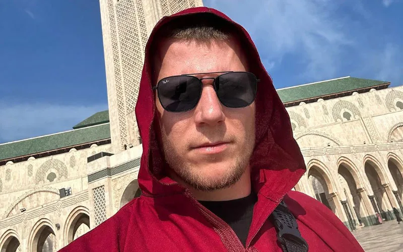 Youtuber sudafricano denuncia estafa en Casablanca : del paseo a caballo al engaño turístico