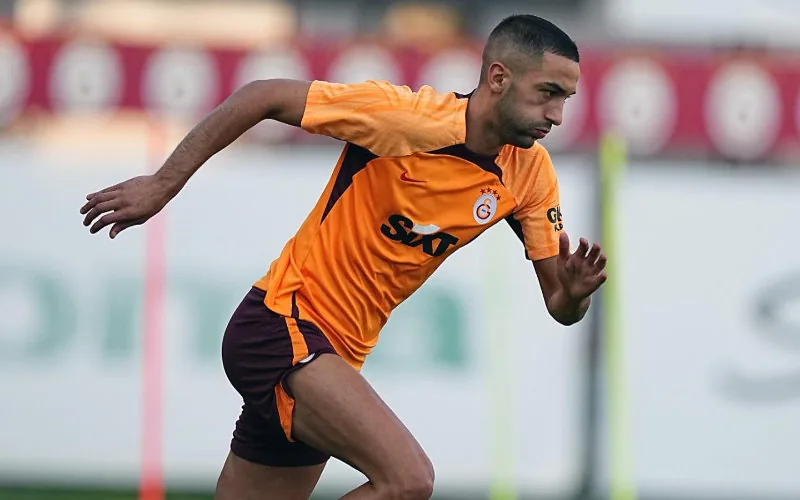 Ziyech busca nueva aventura : Arabia Saudí y clubes europeos pugnan por el marroquí