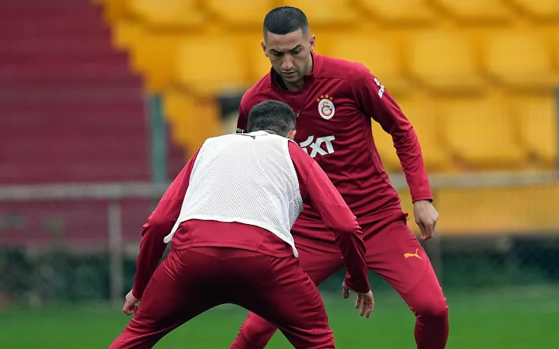Ziyech busca resurgir : El Rennes apunta al talento marroquí para reforzar su ataque