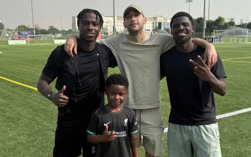 Ziyech y Promes : Polémica reunión en Dubái mientras la justicia acecha